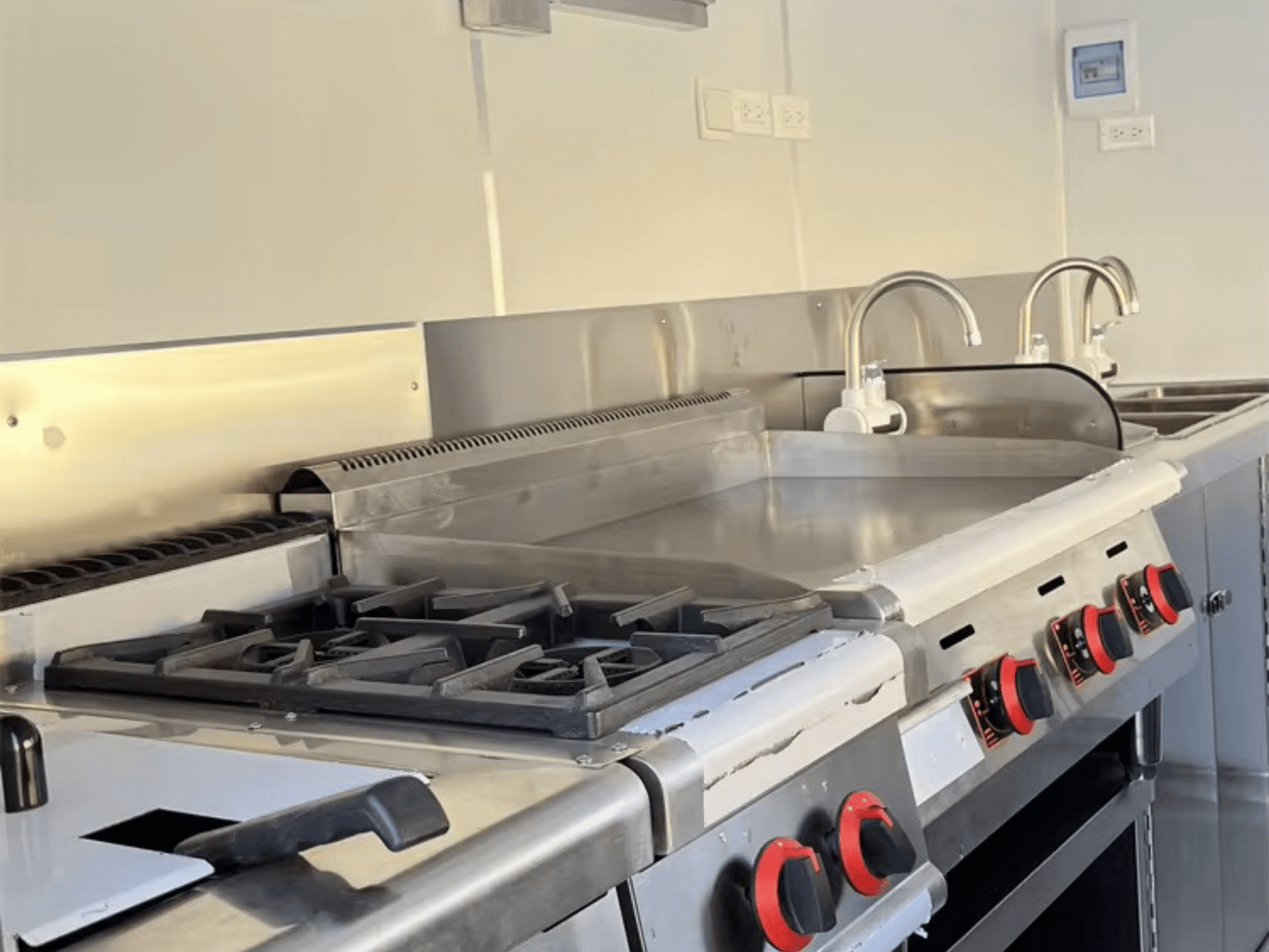 Container Kitchens - Kozzi Space